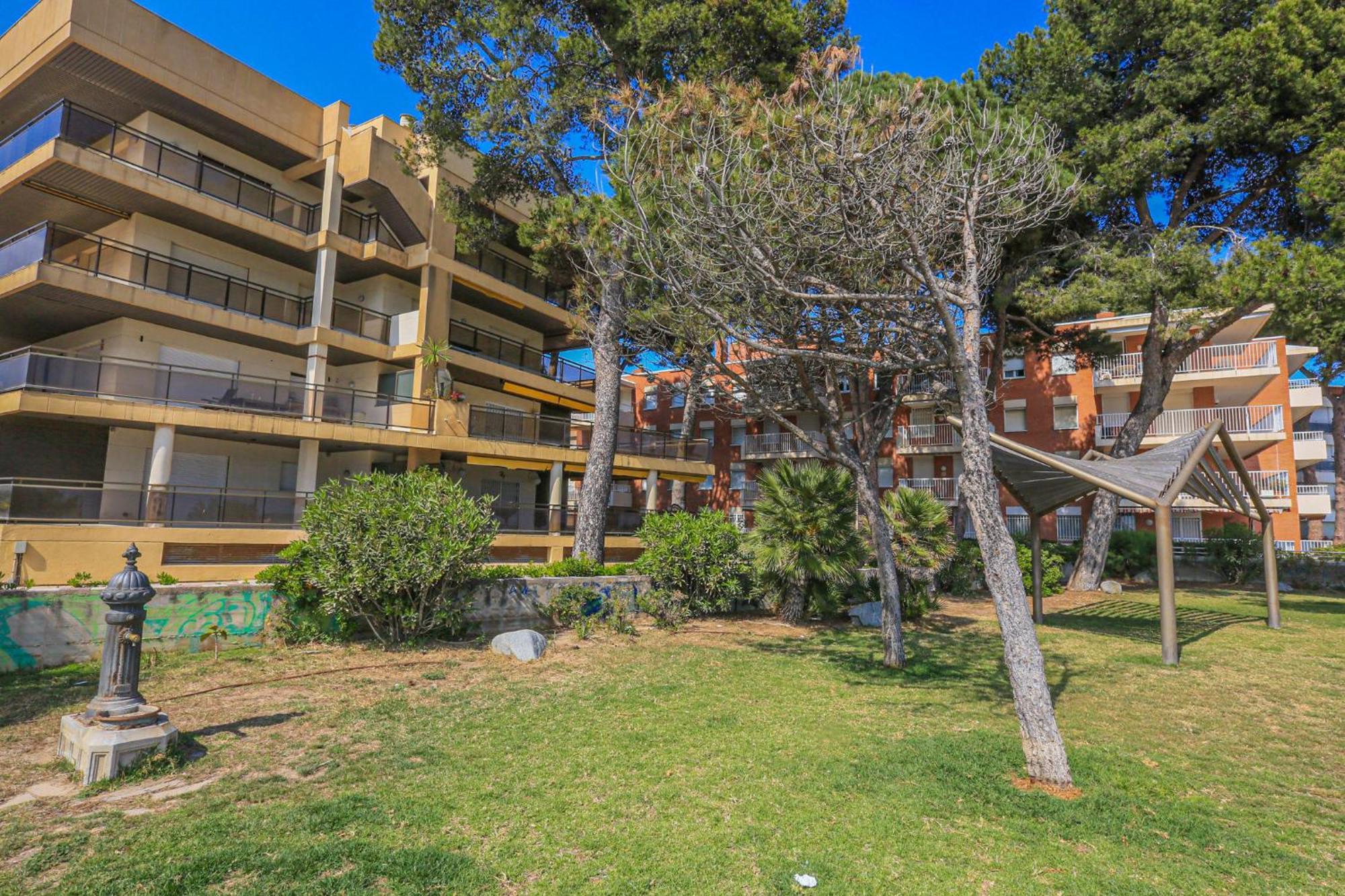 Txingudi Apartment Cambrils Bagian luar foto